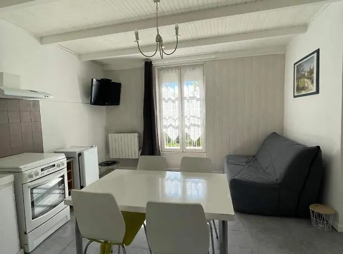 Meuble 40M2 Classe 2 Etoiles. Lumineux Les Mees 04190