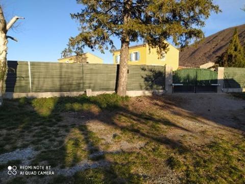 Apartment Meuble 40m2 Classe 2 Etoiles. Lumineux 04190